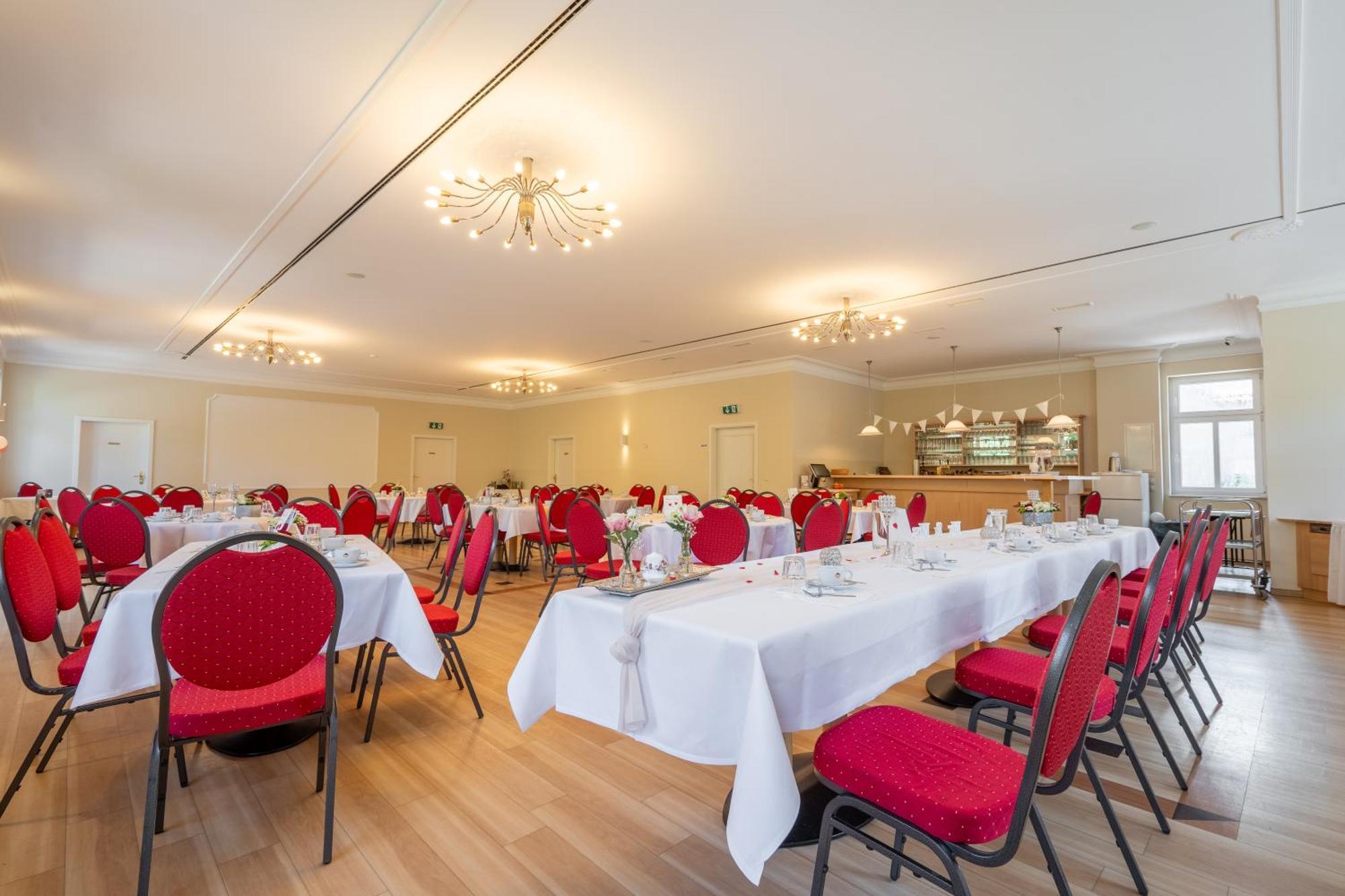 Hotelpark Bodetal Mit Ferienwohnungen 탈레 외부 사진